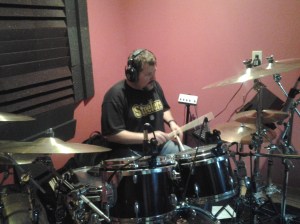 David Northrup (Oak Ridge Boys, Travis Tritt) on the NashVille Trax drum kit. 